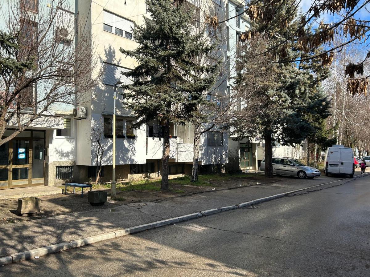 Viktor Apartment Kumanovo Eksteriør bilde