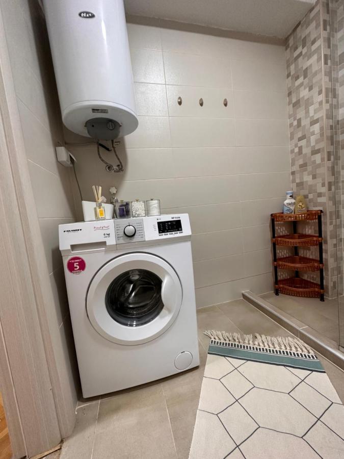 Viktor Apartment Kumanovo Eksteriør bilde