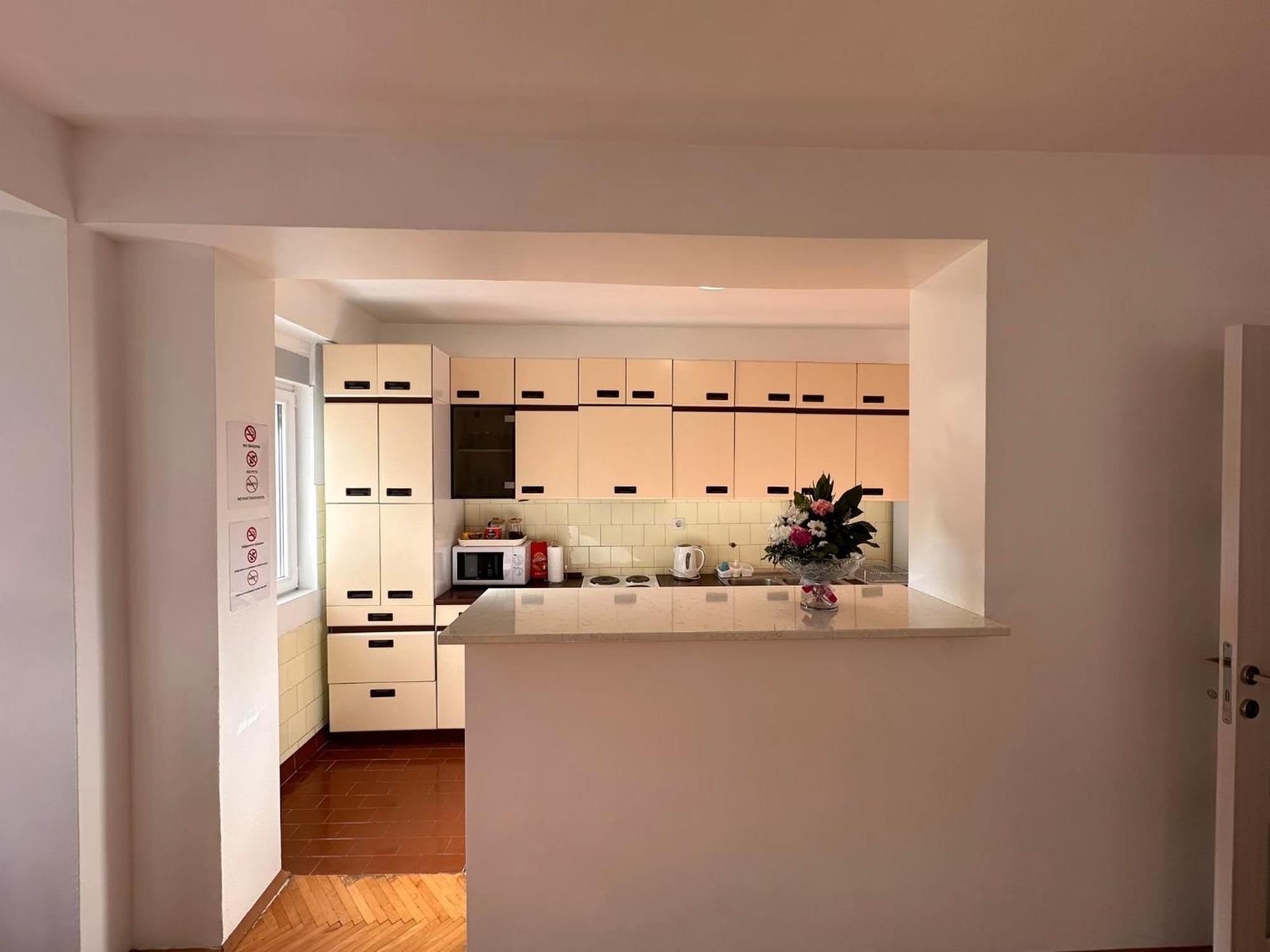 Viktor Apartment Kumanovo Eksteriør bilde
