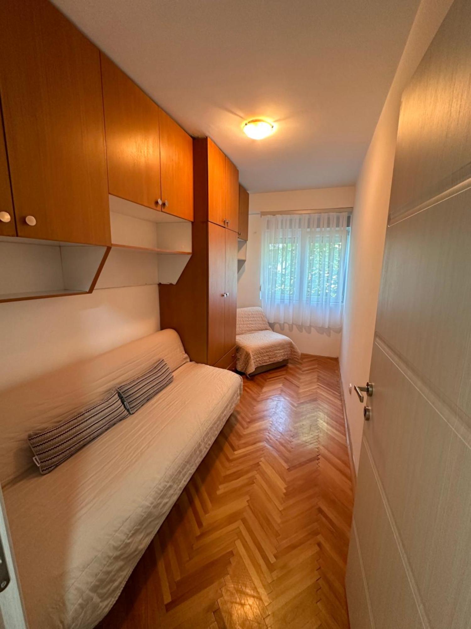 Viktor Apartment Kumanovo Eksteriør bilde